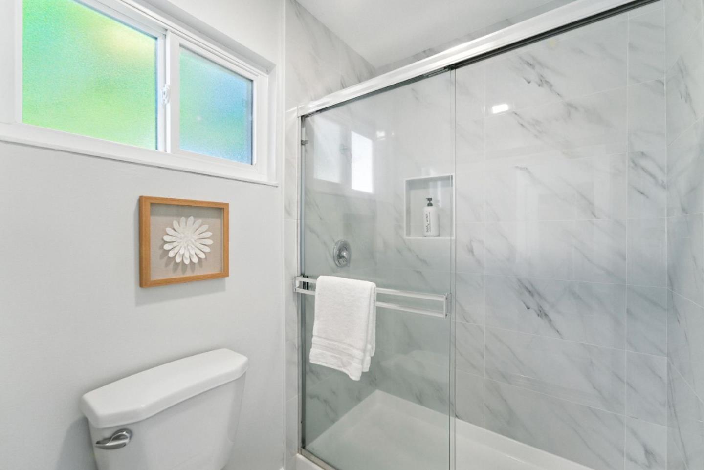 Detail Gallery Image 17 of 27 For 362 El Portal Way, San Jose,  CA 95123 - 3 Beds | 2 Baths