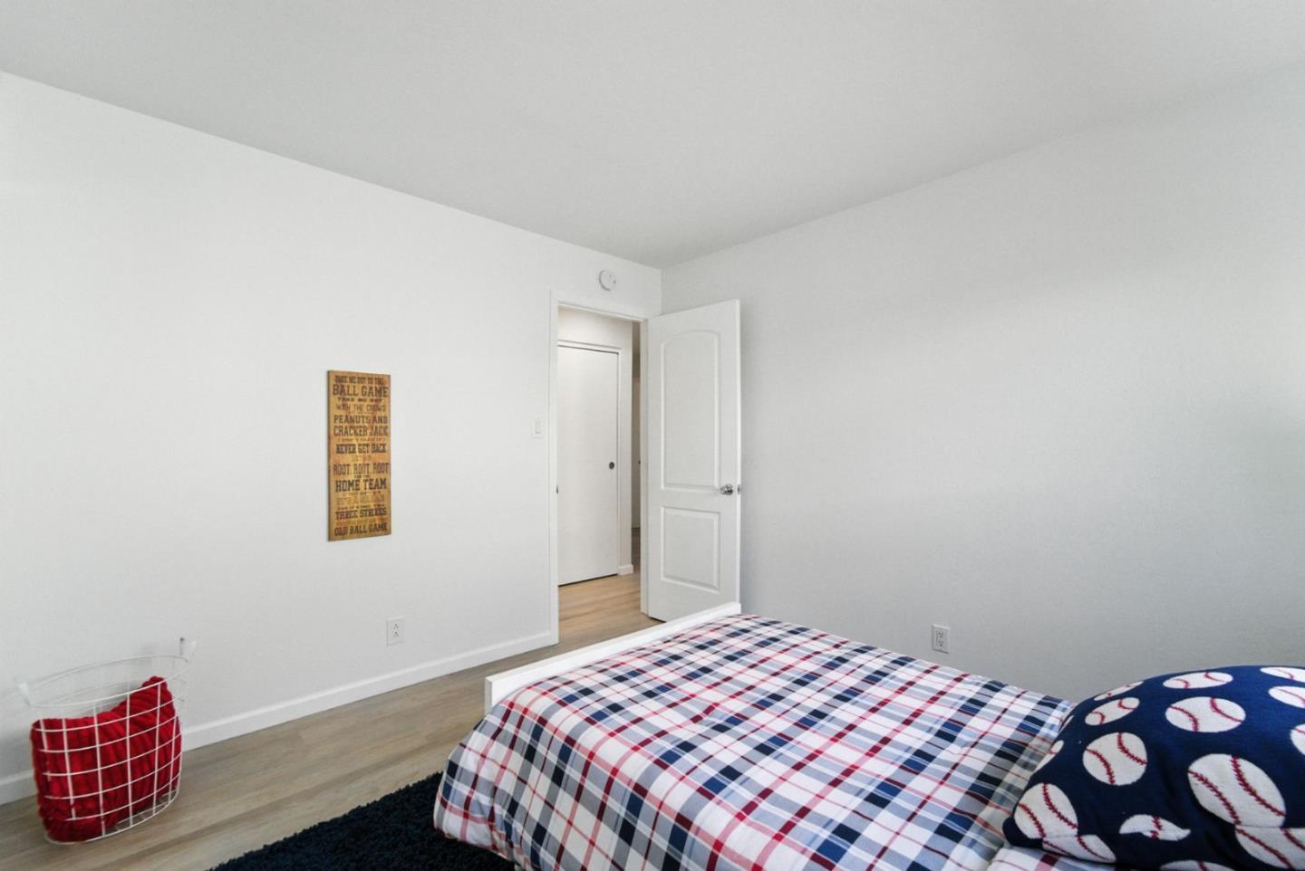 Detail Gallery Image 22 of 27 For 362 El Portal Way, San Jose,  CA 95123 - 3 Beds | 2 Baths