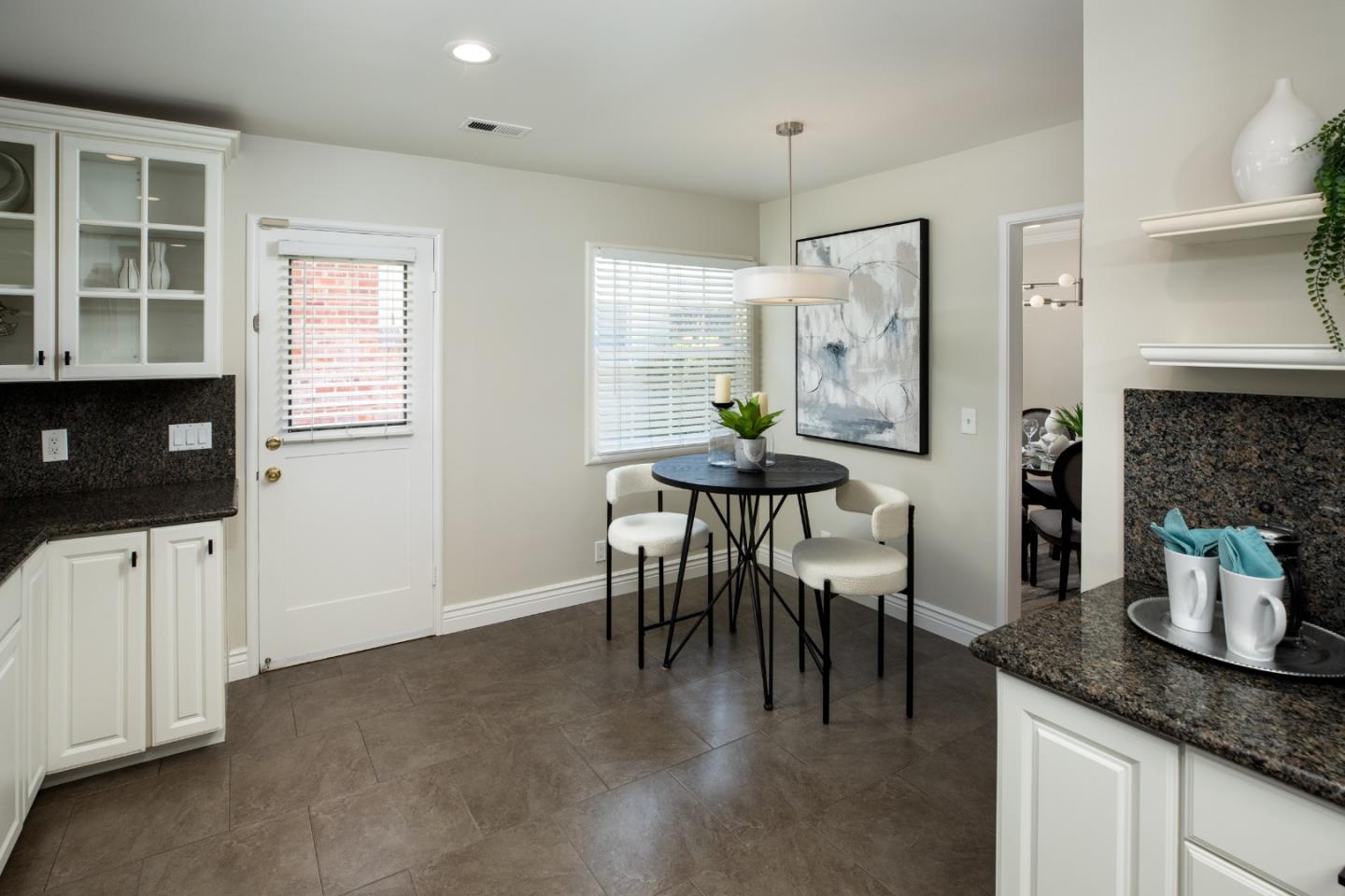Detail Gallery Image 11 of 35 For 888 Lincoln Ct, San Jose,  CA 95125 - 3 Beds | 2 Baths