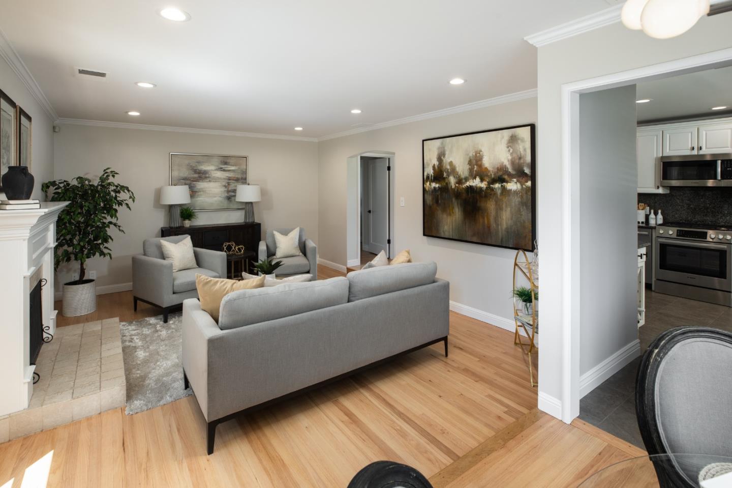 Detail Gallery Image 9 of 35 For 888 Lincoln Ct, San Jose,  CA 95125 - 3 Beds | 2 Baths
