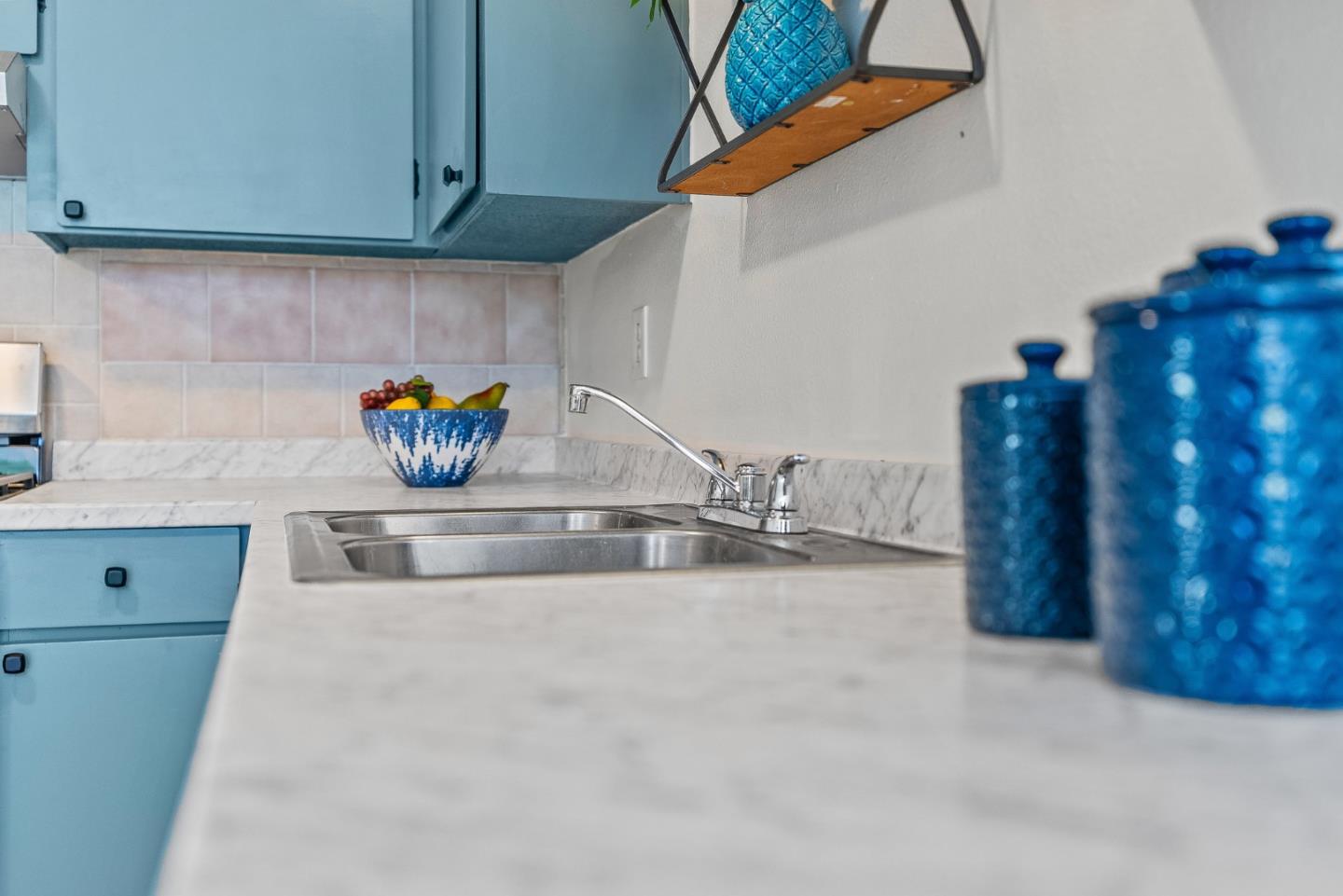 Detail Gallery Image 3 of 30 For 742 Pino Way, Salinas,  CA 93905 - 3 Beds | 1 Baths