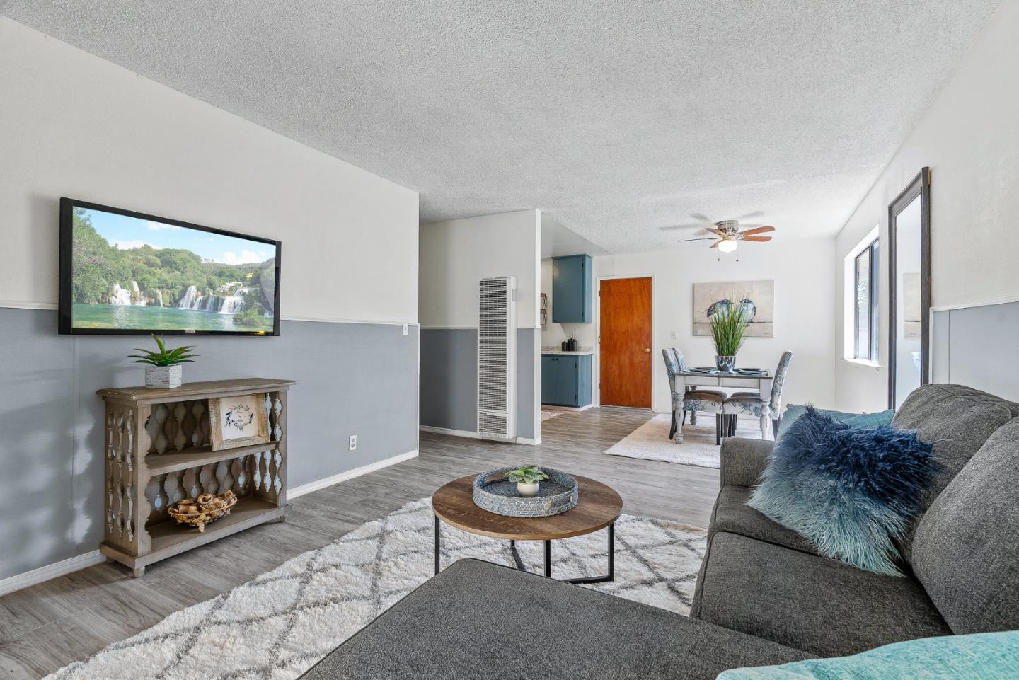 Detail Gallery Image 6 of 30 For 742 Pino Way, Salinas,  CA 93905 - 3 Beds | 1 Baths