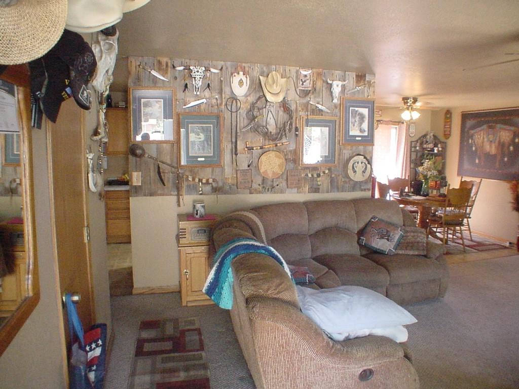 Detail Gallery Image 6 of 18 For 525 Limoneria Ave, Susanville,  CA 96130 - 3 Beds | 2 Baths