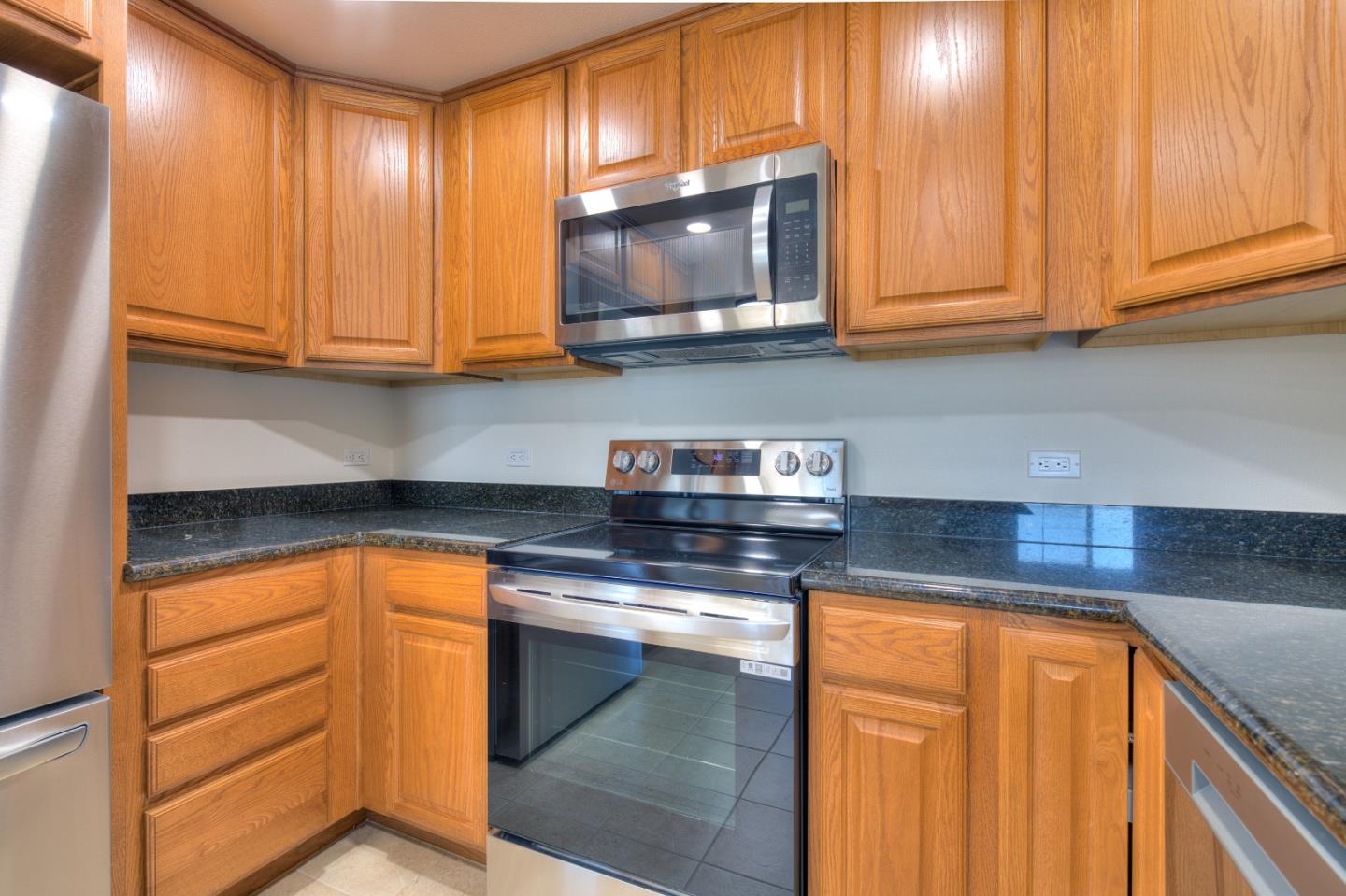 Detail Gallery Image 12 of 42 For 800 S Abel St #507,  Milpitas,  CA 95035 - 2 Beds | 2 Baths