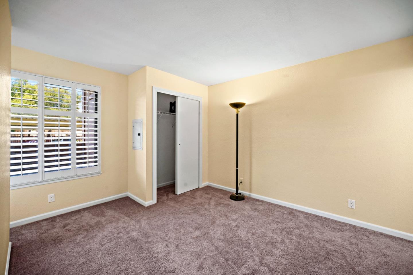 Detail Gallery Image 12 of 26 For 820 Casanova Ave #75,  Monterey,  CA 93940 - 1 Beds | 1 Baths