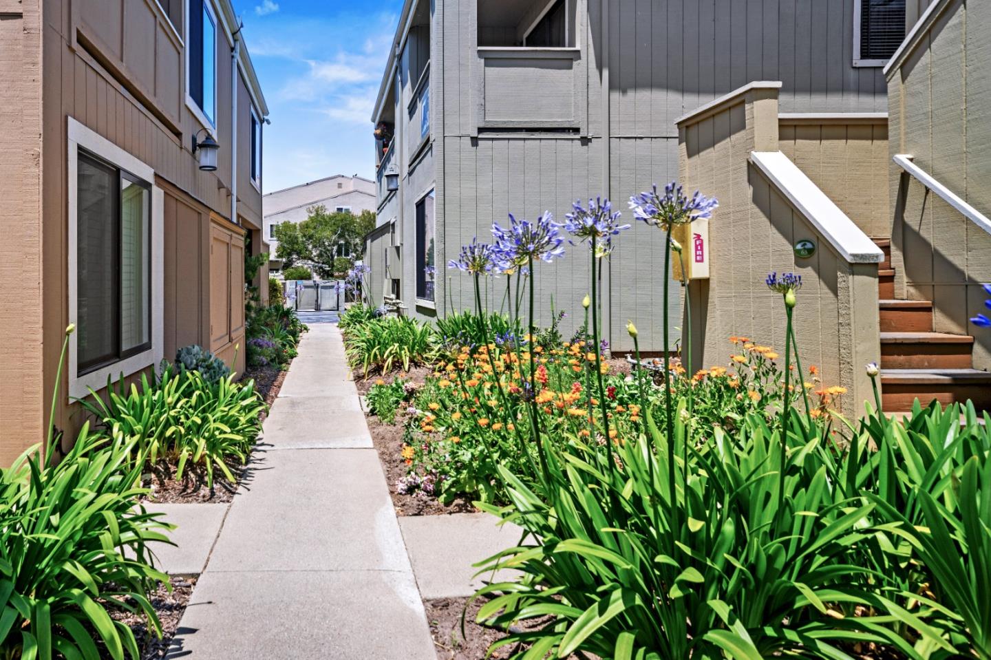 Detail Gallery Image 16 of 26 For 820 Casanova Ave #75,  Monterey,  CA 93940 - 1 Beds | 1 Baths