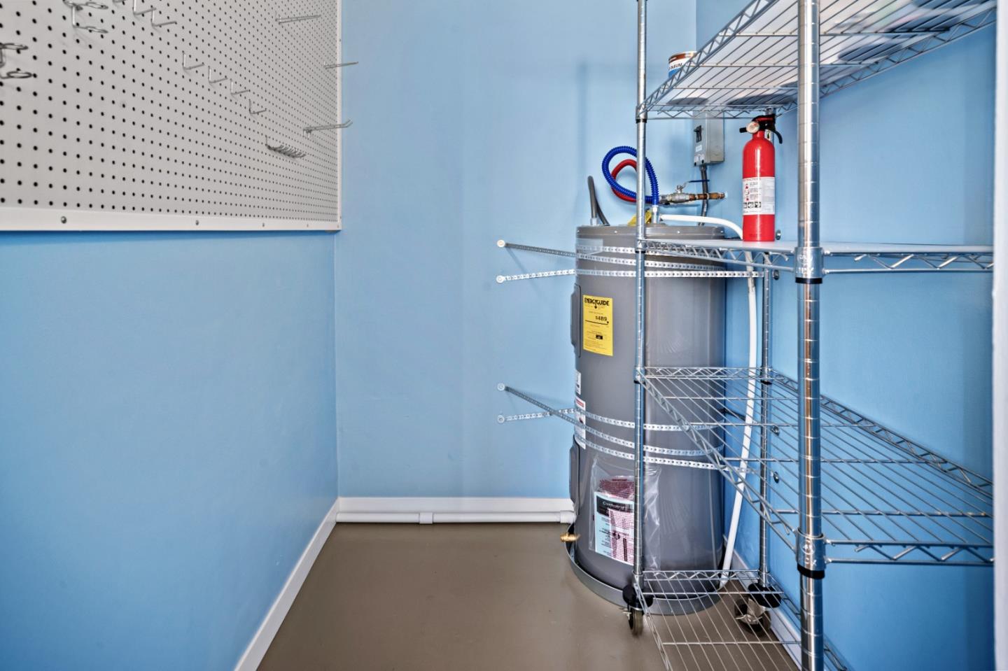 Detail Gallery Image 17 of 26 For 820 Casanova Ave #75,  Monterey,  CA 93940 - 1 Beds | 1 Baths
