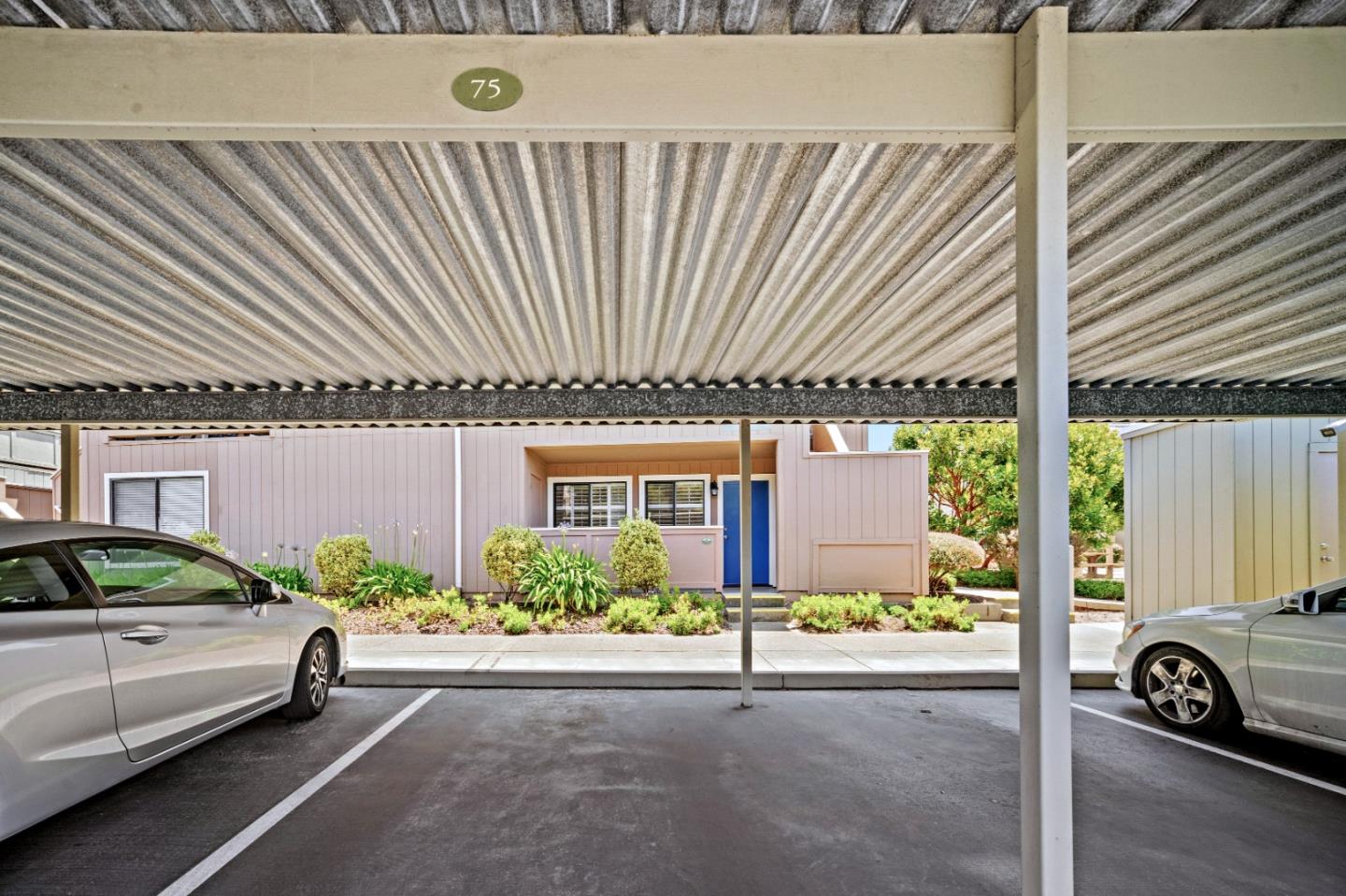 Detail Gallery Image 18 of 26 For 820 Casanova Ave #75,  Monterey,  CA 93940 - 1 Beds | 1 Baths