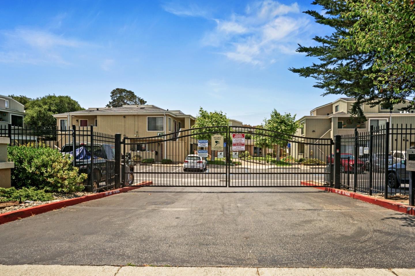 Detail Gallery Image 25 of 26 For 820 Casanova Ave #75,  Monterey,  CA 93940 - 1 Beds | 1 Baths