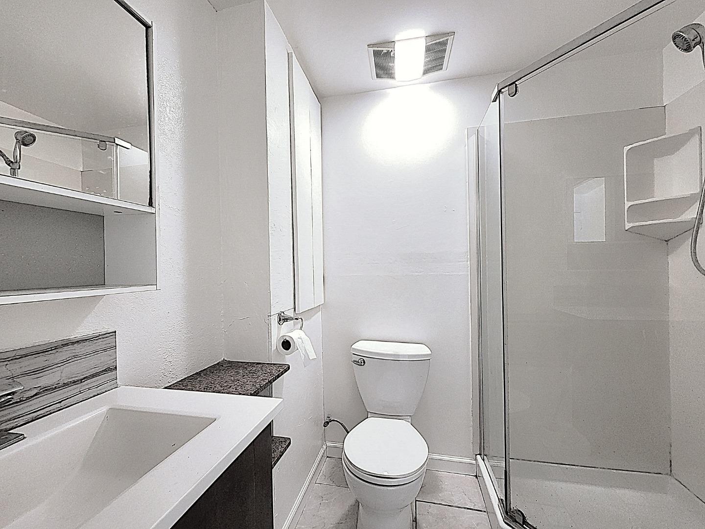 Detail Gallery Image 20 of 25 For 2645 23rd Ave, Oakland,  CA 94606 - 2 Beds | 1 Baths