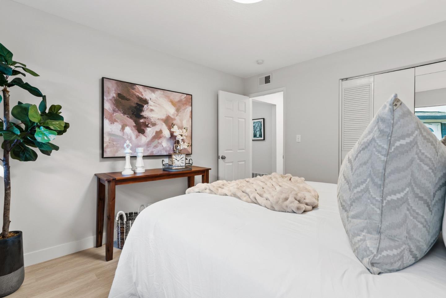 Detail Gallery Image 24 of 38 For 297 Watson Dr #1,  Campbell,  CA 95008 - 2 Beds | 1 Baths