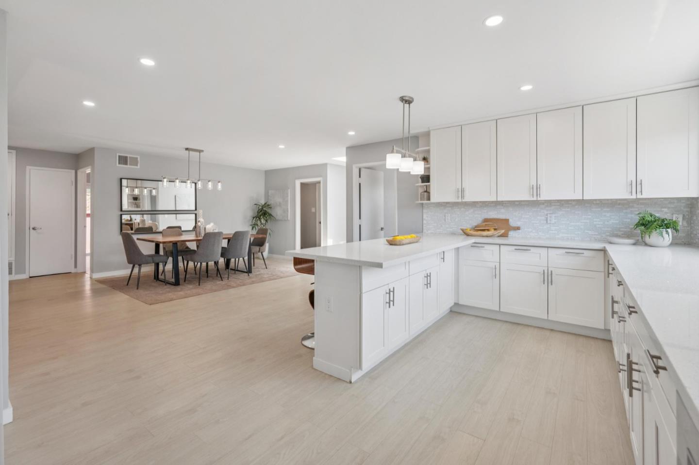 Detail Gallery Image 20 of 72 For 1633 Ark St, San Mateo,  CA 94403 - 6 Beds | 3/1 Baths