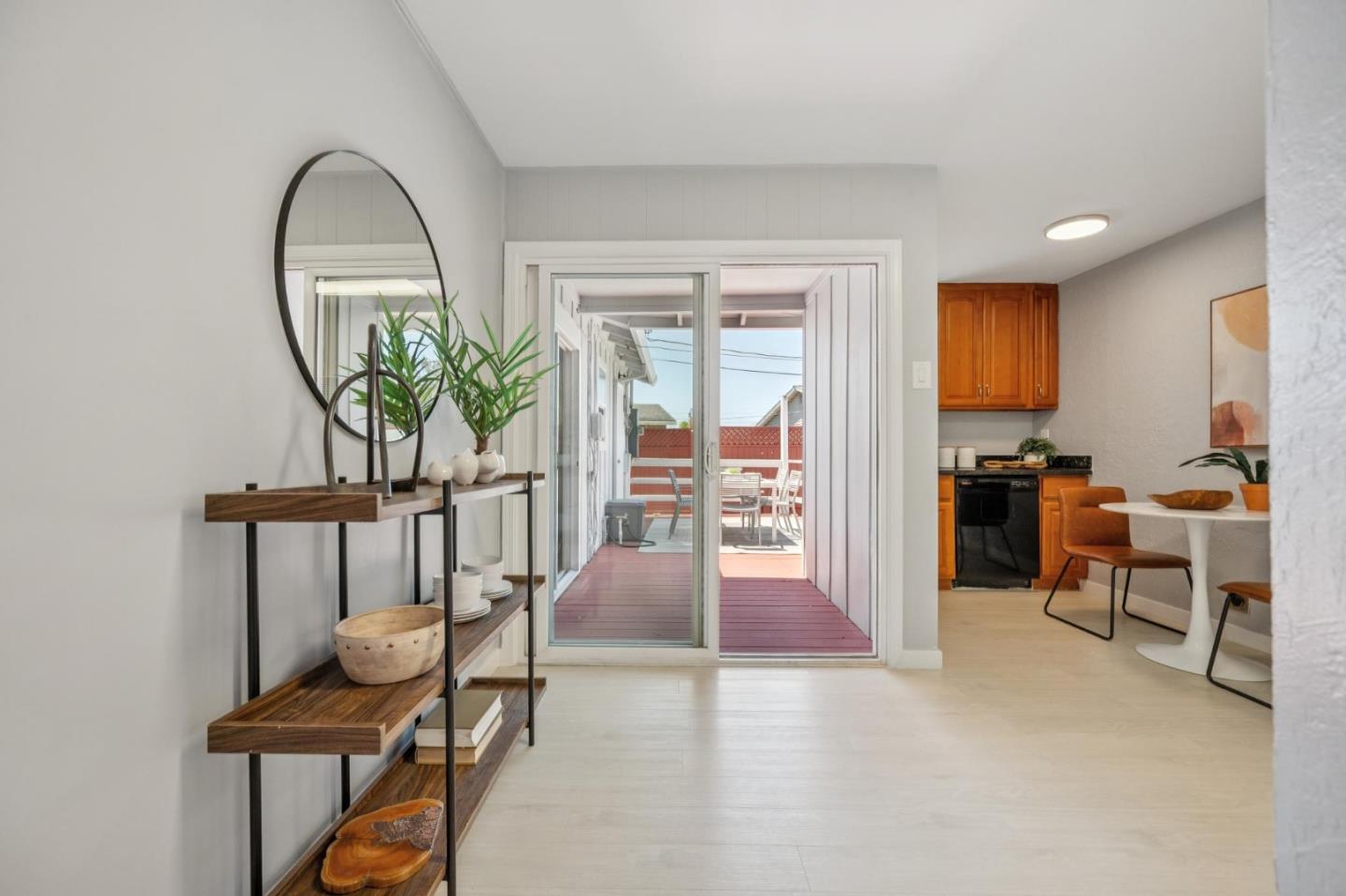 Detail Gallery Image 25 of 72 For 1633 Ark St, San Mateo,  CA 94403 - 6 Beds | 3/1 Baths