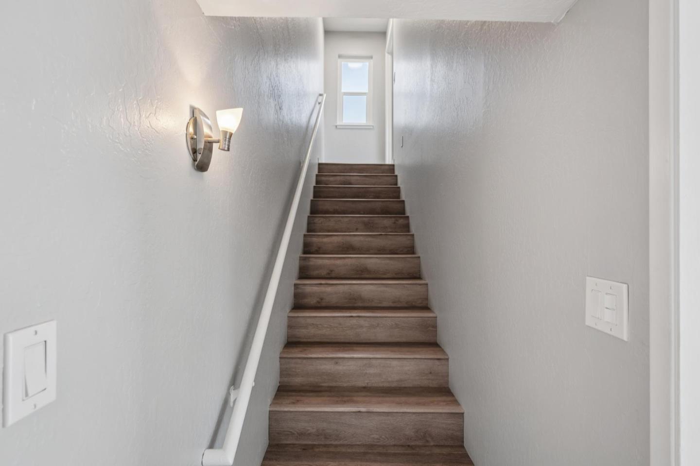 Detail Gallery Image 43 of 72 For 1633 Ark St, San Mateo,  CA 94403 - 6 Beds | 3/1 Baths