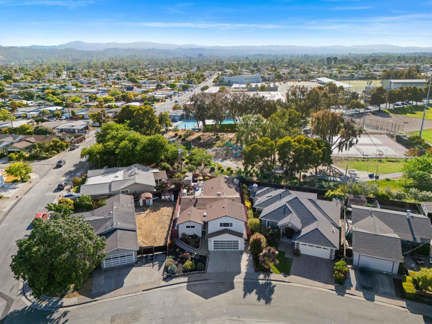 Detail Gallery Image 63 of 72 For 1633 Ark St, San Mateo,  CA 94403 - 6 Beds | 3/1 Baths