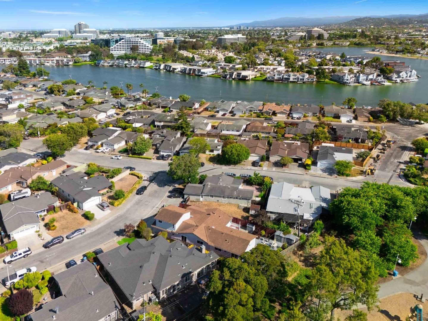 Detail Gallery Image 68 of 72 For 1633 Ark St, San Mateo,  CA 94403 - 6 Beds | 3/1 Baths