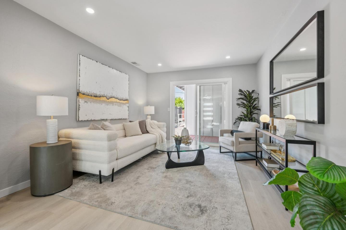 Detail Gallery Image 7 of 72 For 1633 Ark St, San Mateo,  CA 94403 - 6 Beds | 3/1 Baths