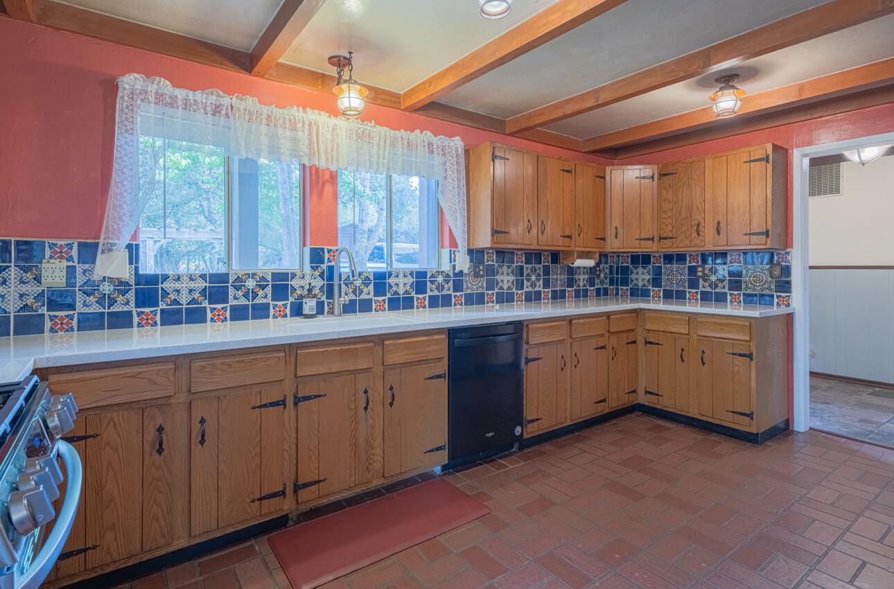 Detail Gallery Image 13 of 75 For 75 Bayview Rd, Castroville,  CA 95012 - 3 Beds | 2/1 Baths