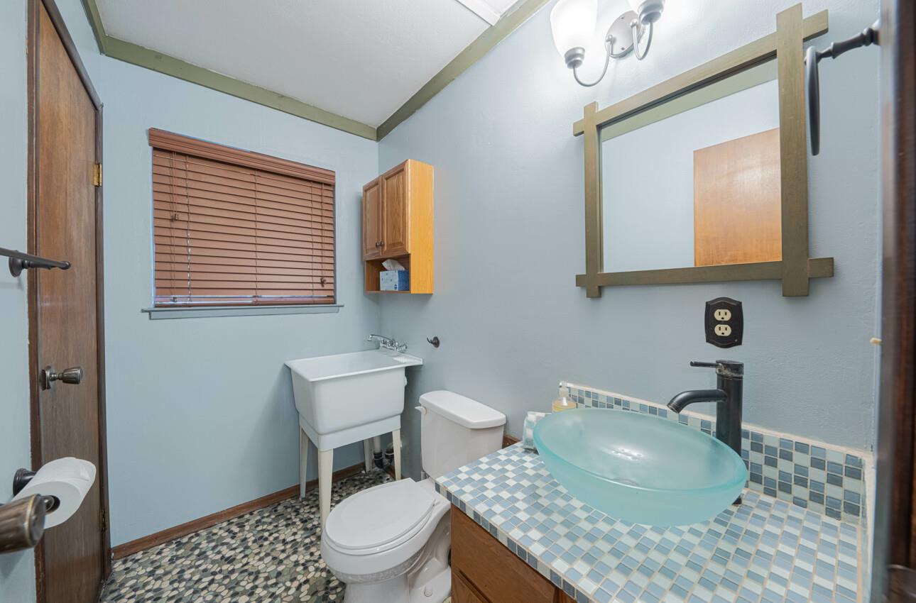 Detail Gallery Image 39 of 75 For 75 Bayview Rd, Castroville,  CA 95012 - 3 Beds | 2/1 Baths