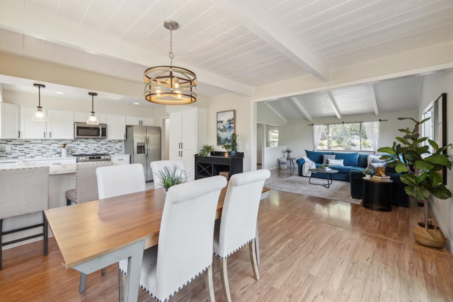 Detail Gallery Image 10 of 23 For 121 Blueberry Dr, Scotts Valley,  CA 95066 - 3 Beds | 2 Baths