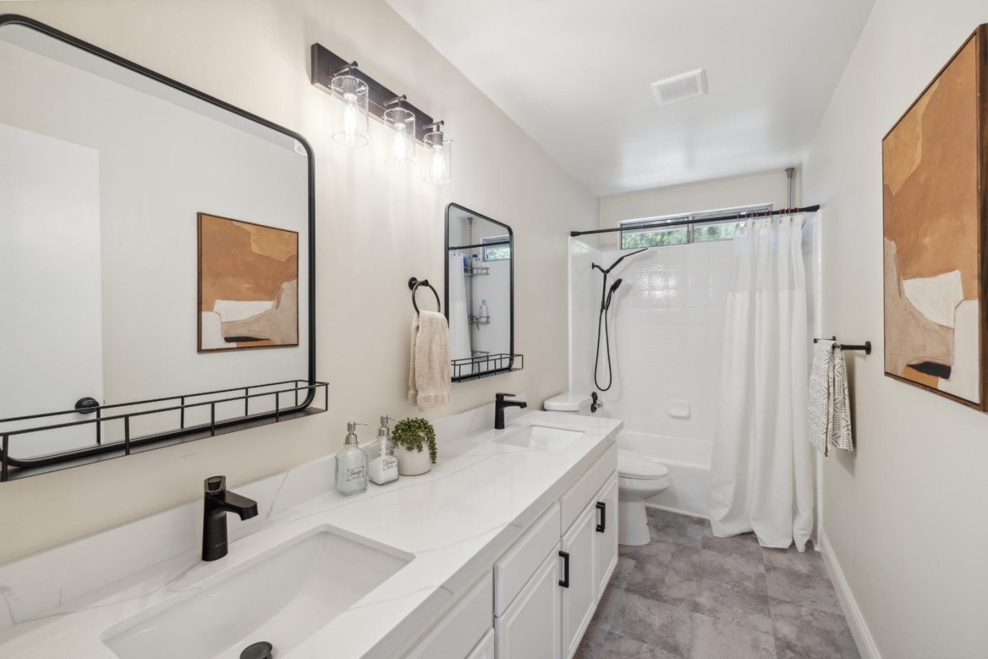Detail Gallery Image 14 of 23 For 121 Blueberry Dr, Scotts Valley,  CA 95066 - 3 Beds | 2 Baths
