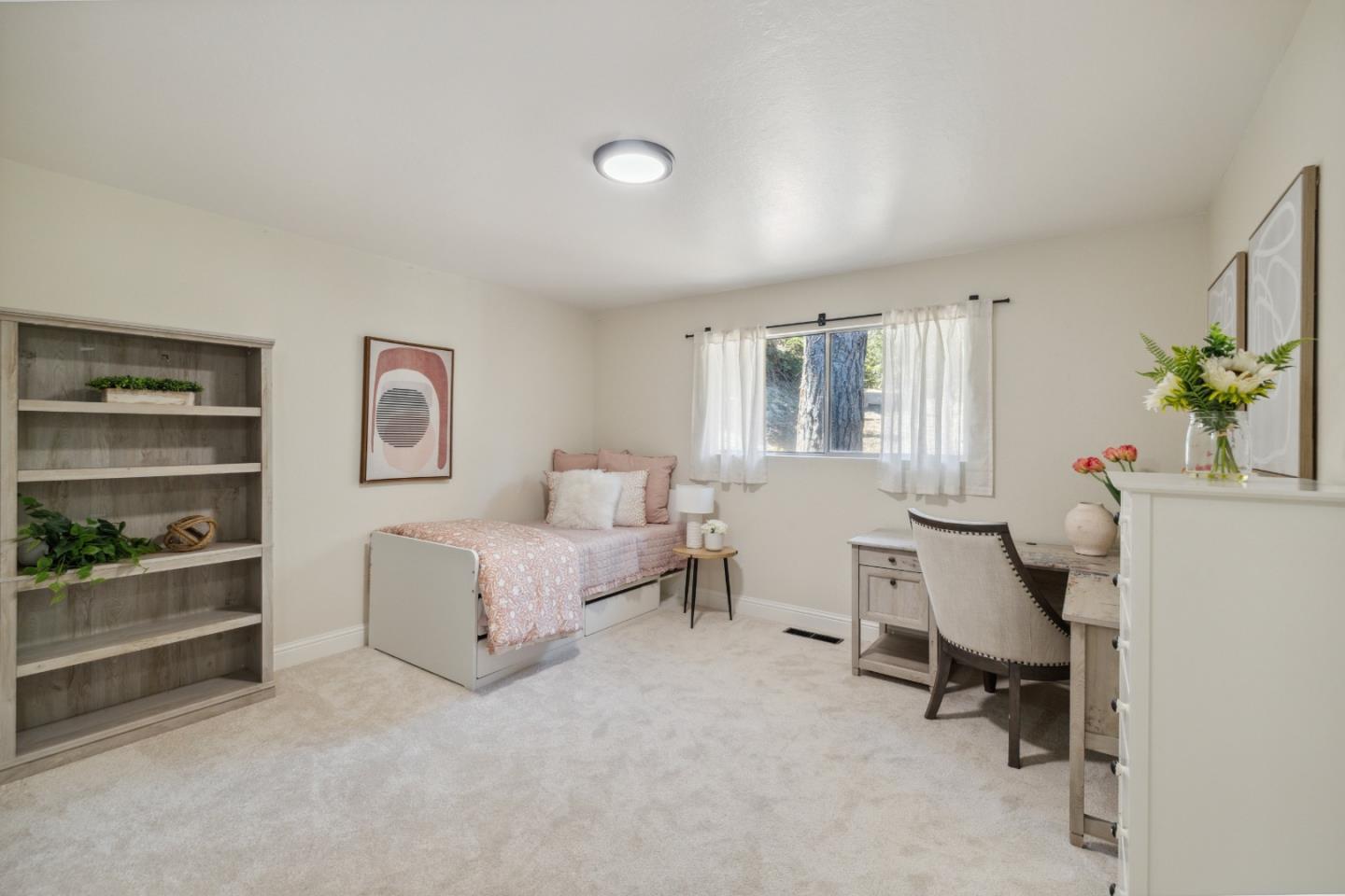 Detail Gallery Image 15 of 23 For 121 Blueberry Dr, Scotts Valley,  CA 95066 - 3 Beds | 2 Baths