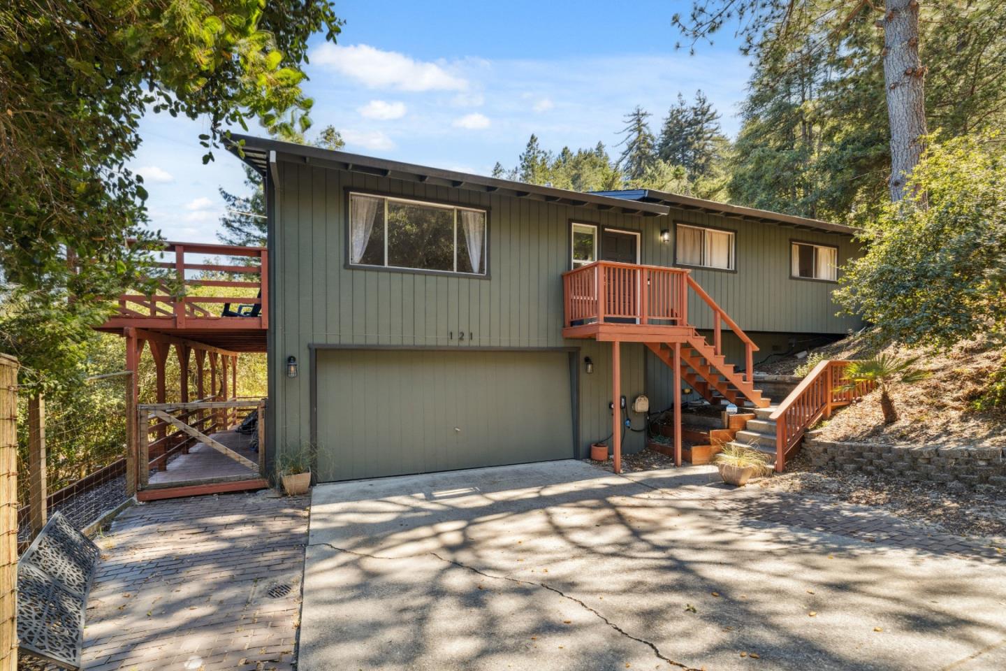Detail Gallery Image 18 of 23 For 121 Blueberry Dr, Scotts Valley,  CA 95066 - 3 Beds | 2 Baths