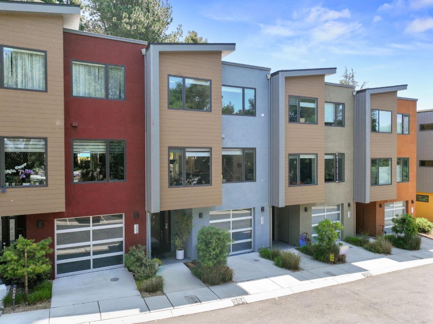 Detail Gallery Image 1 of 50 For 304 Thomas Ter, Scotts Valley,  CA 95066 - 3 Beds | 2/1 Baths