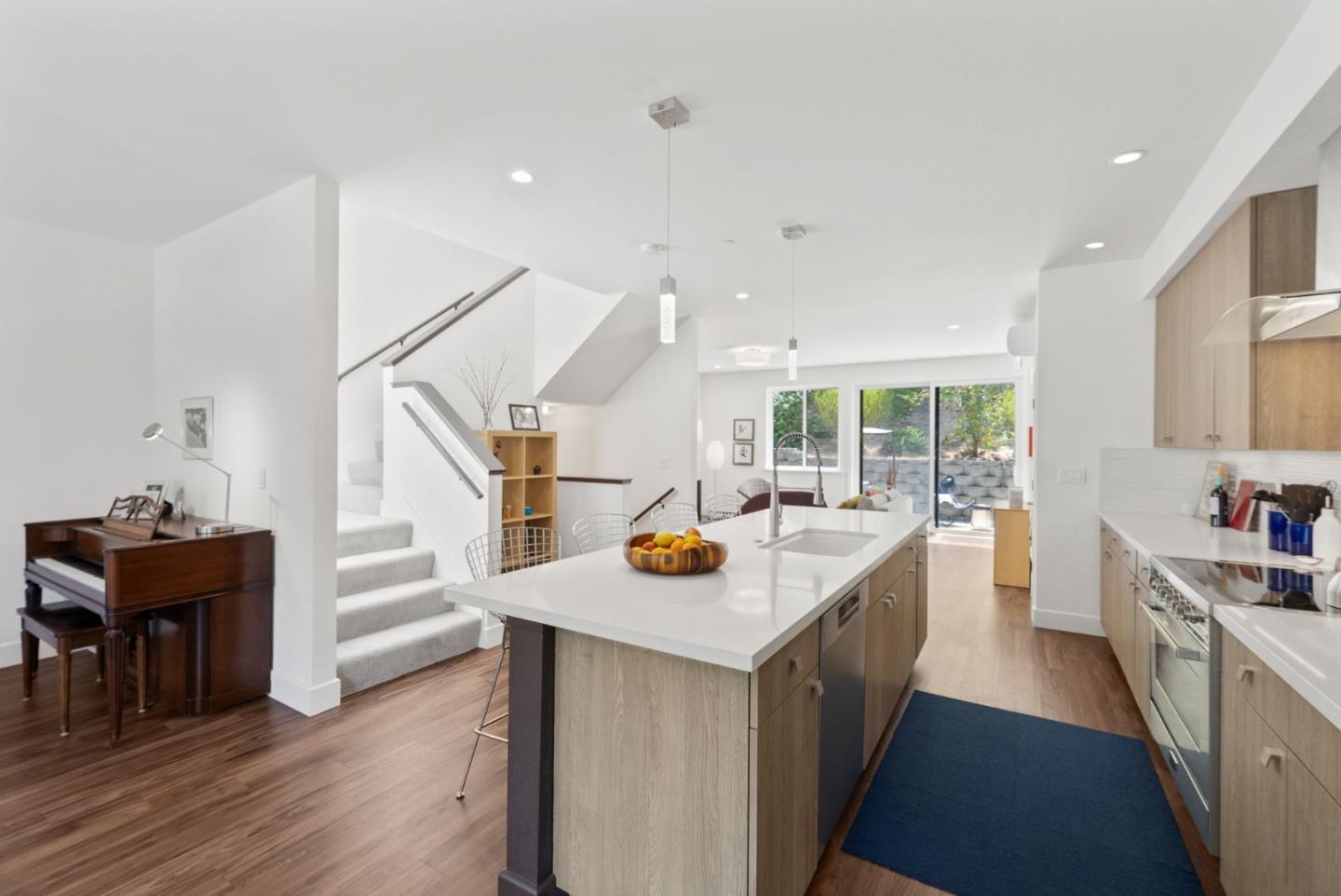 Detail Gallery Image 13 of 50 For 304 Thomas Ter, Scotts Valley,  CA 95066 - 3 Beds | 2/1 Baths