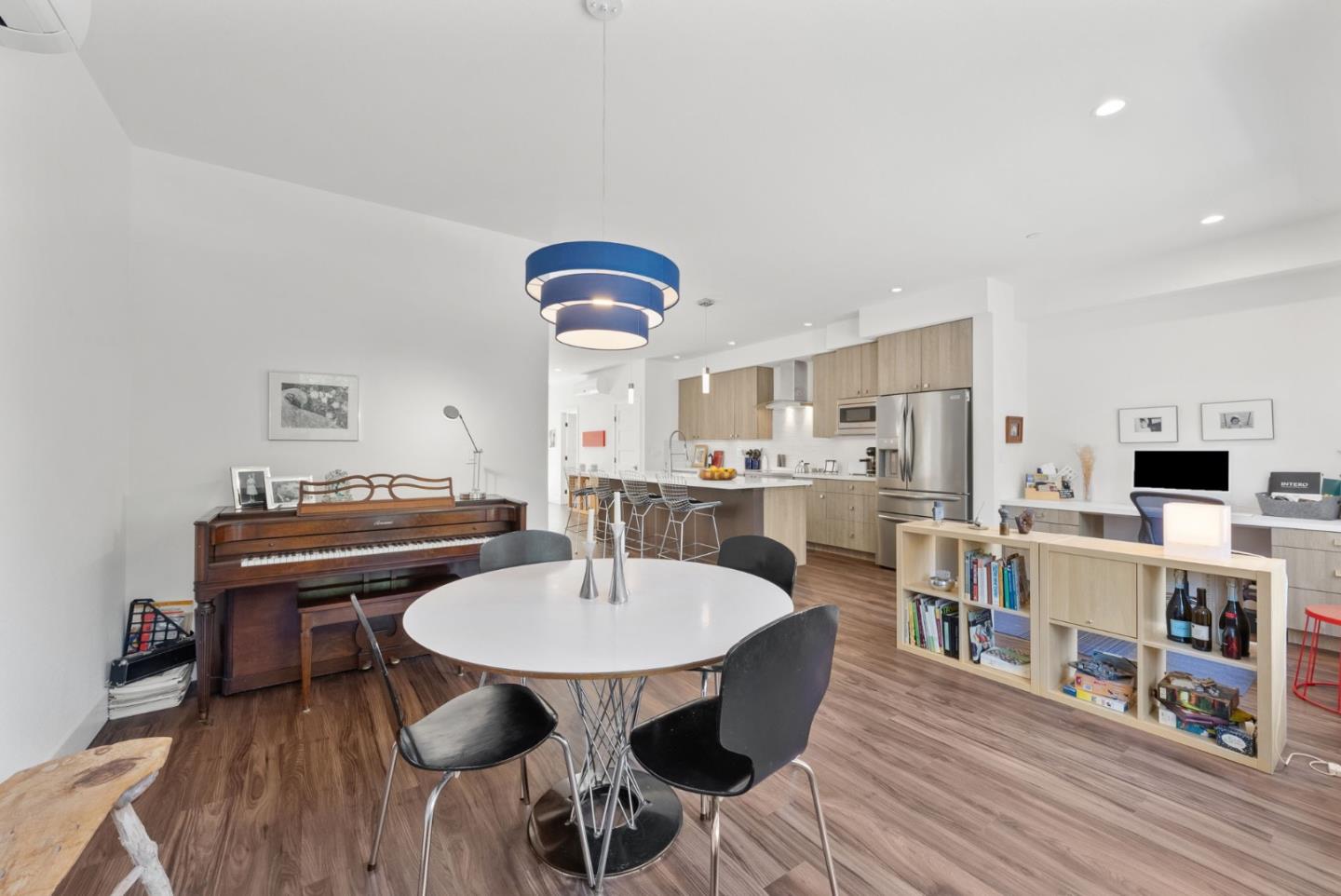 Detail Gallery Image 16 of 50 For 304 Thomas Ter, Scotts Valley,  CA 95066 - 3 Beds | 2/1 Baths