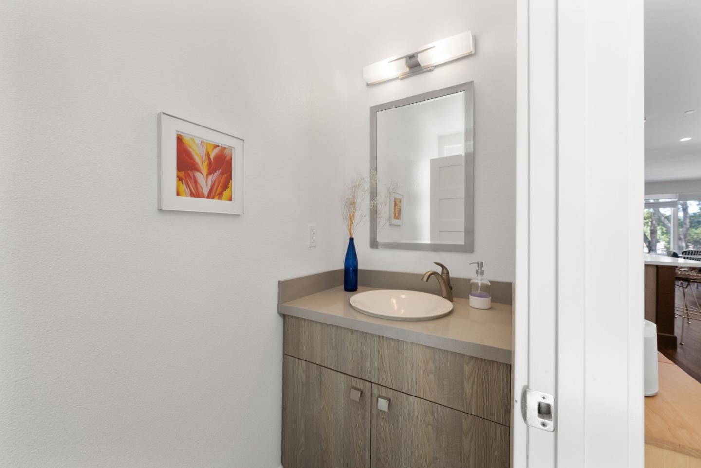 Detail Gallery Image 8 of 50 For 304 Thomas Ter, Scotts Valley,  CA 95066 - 3 Beds | 2/1 Baths