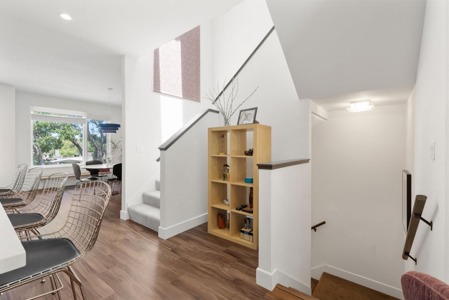 Detail Gallery Image 9 of 50 For 304 Thomas Ter, Scotts Valley,  CA 95066 - 3 Beds | 2/1 Baths