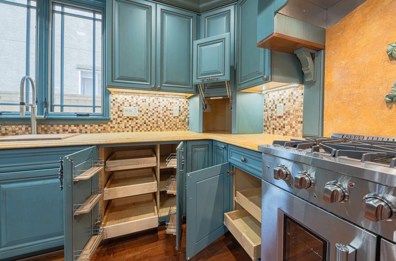 Detail Gallery Image 18 of 56 For 225 Tuscany Ave, Greenfield,  CA 93927 - 4 Beds | 3 Baths