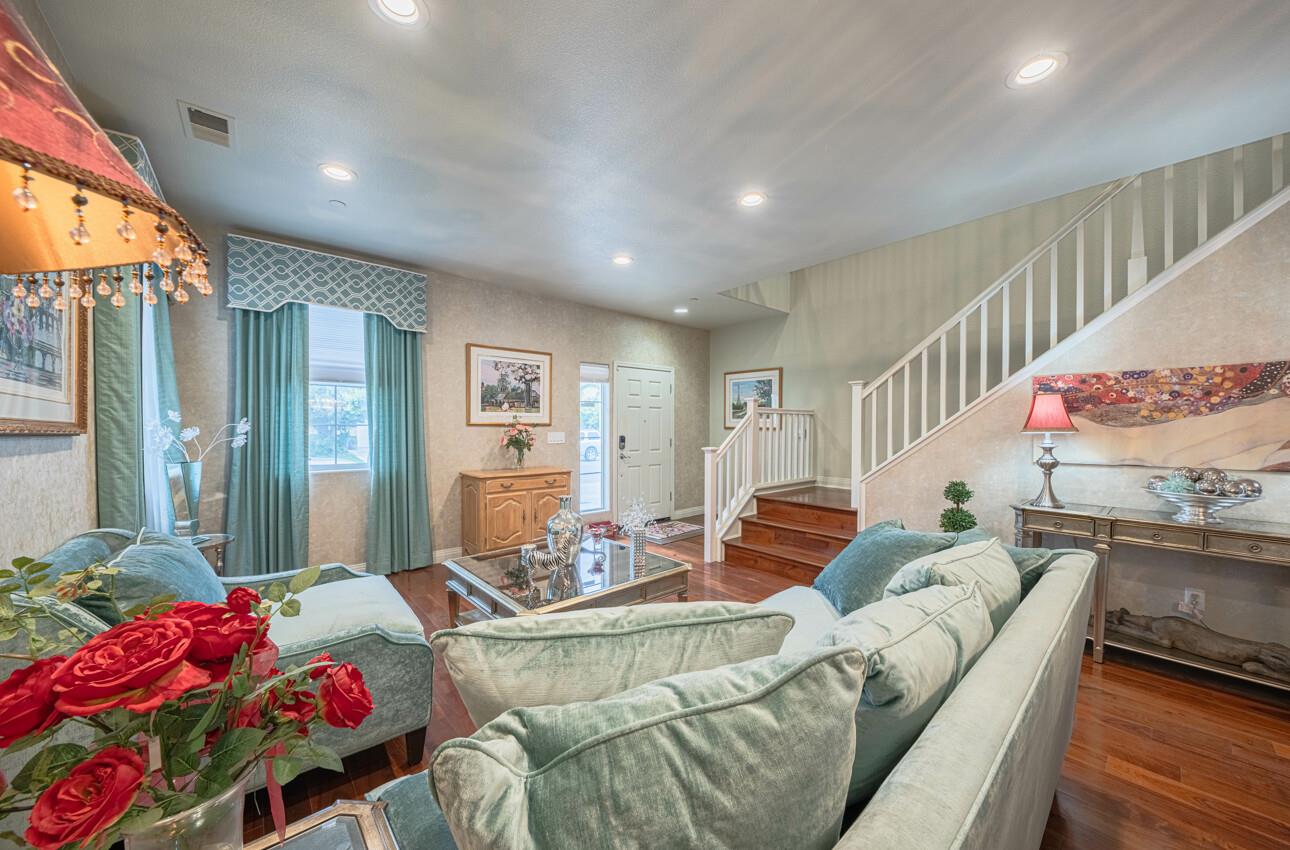 Detail Gallery Image 7 of 56 For 225 Tuscany Ave, Greenfield,  CA 93927 - 4 Beds | 3 Baths