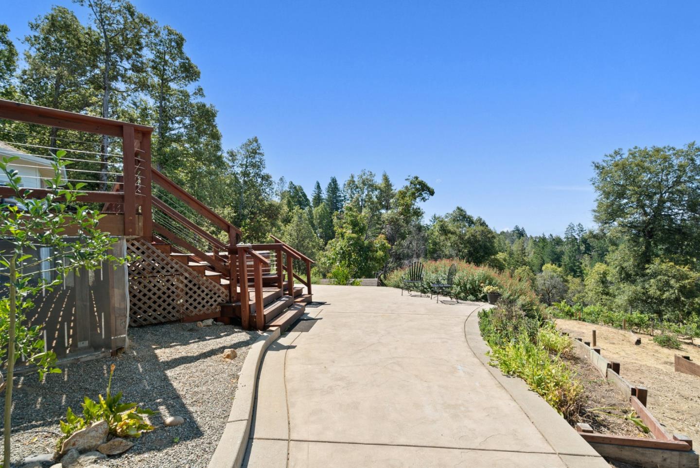 Detail Gallery Image 2 of 83 For 335 Wild Iris Ln, Santa Cruz,  CA 95060 - 3 Beds | 2/1 Baths