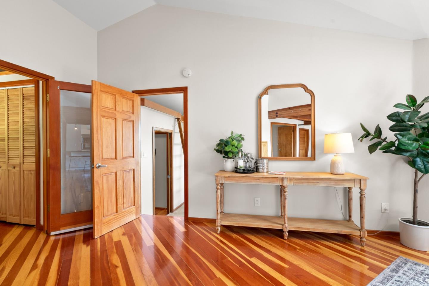 Detail Gallery Image 23 of 83 For 335 Wild Iris Ln, Santa Cruz,  CA 95060 - 3 Beds | 2/1 Baths