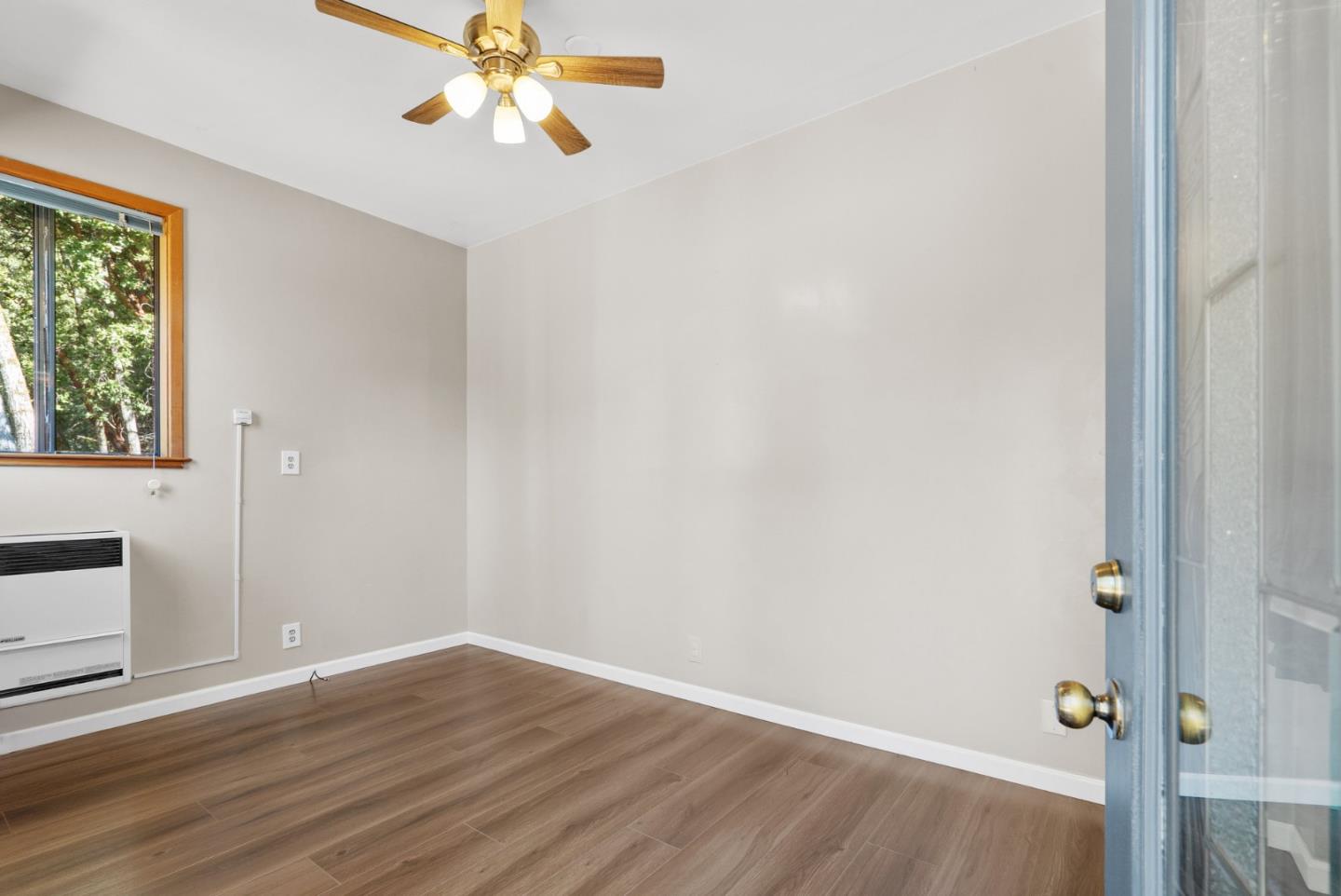 Detail Gallery Image 63 of 83 For 335 Wild Iris Ln, Santa Cruz,  CA 95060 - 3 Beds | 2/1 Baths