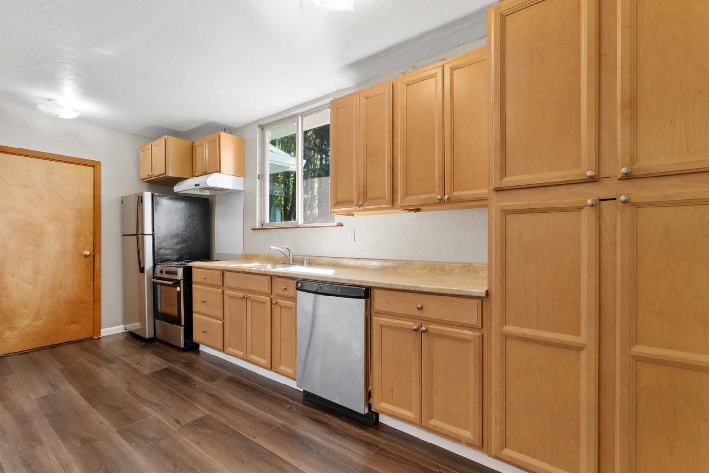 Detail Gallery Image 67 of 83 For 335 Wild Iris Ln, Santa Cruz,  CA 95060 - 3 Beds | 2/1 Baths