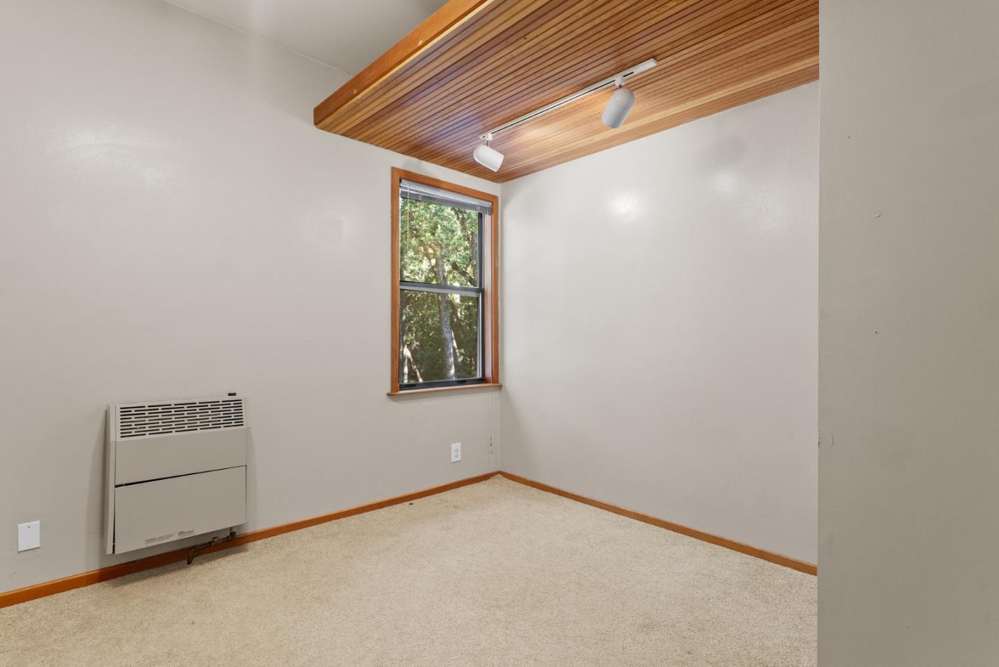 Detail Gallery Image 71 of 83 For 335 Wild Iris Ln, Santa Cruz,  CA 95060 - 3 Beds | 2/1 Baths