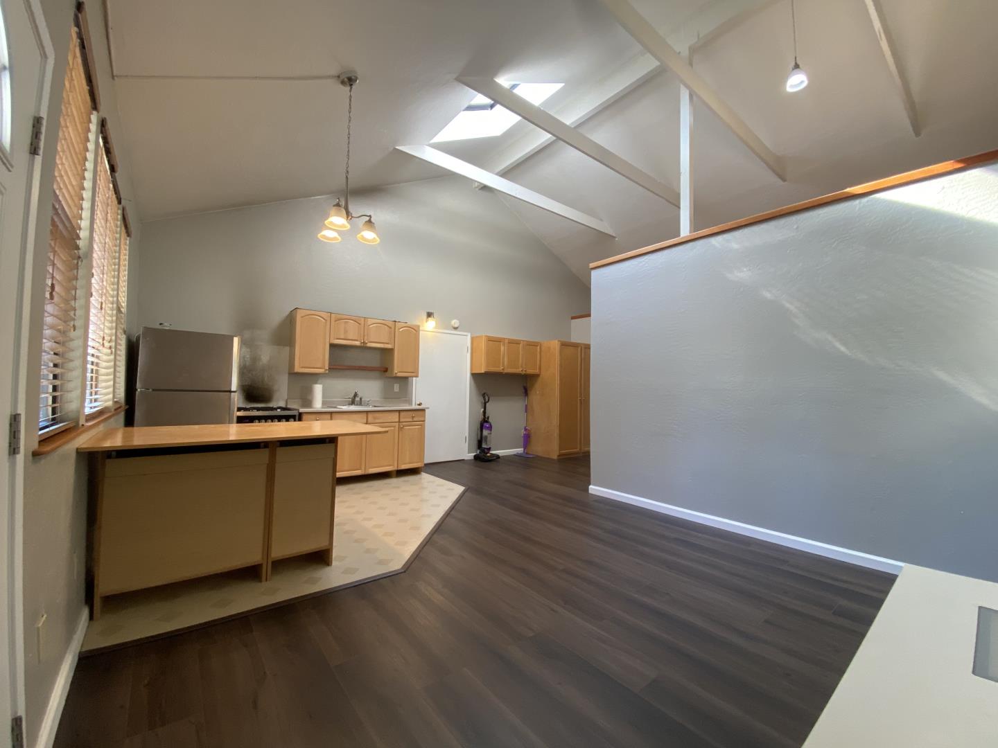 Detail Gallery Image 76 of 83 For 335 Wild Iris Ln, Santa Cruz,  CA 95060 - 3 Beds | 2/1 Baths