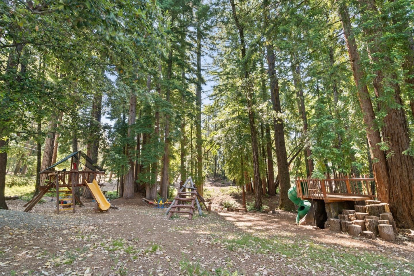 Detail Gallery Image 82 of 83 For 335 Wild Iris Ln, Santa Cruz,  CA 95060 - 3 Beds | 2/1 Baths