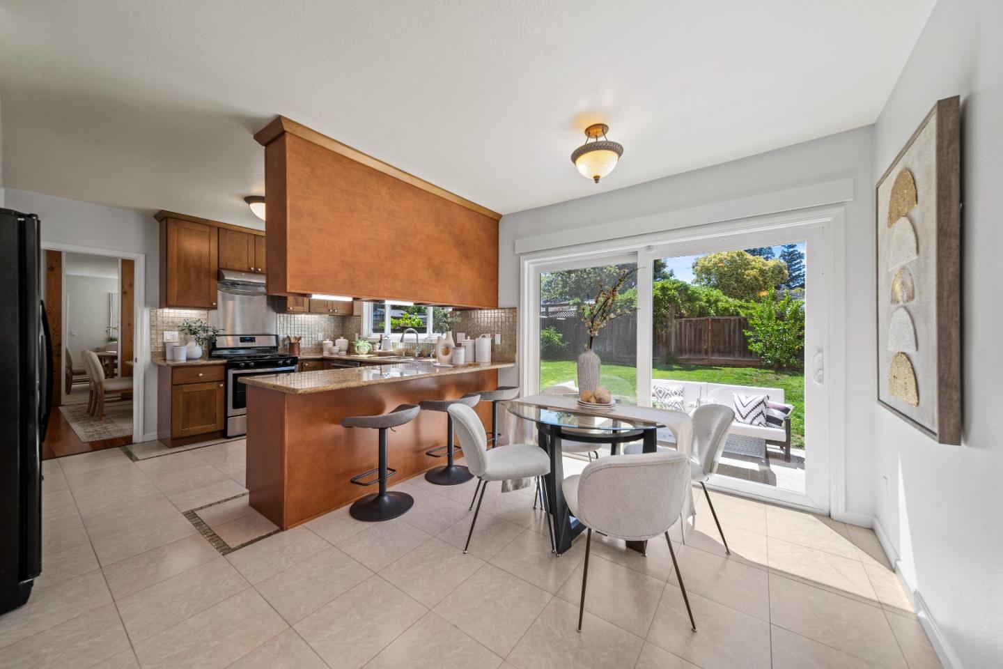 Detail Gallery Image 15 of 46 For 7188 Anjou Creek Cir, San Jose,  CA 95120 - 4 Beds | 2/1 Baths