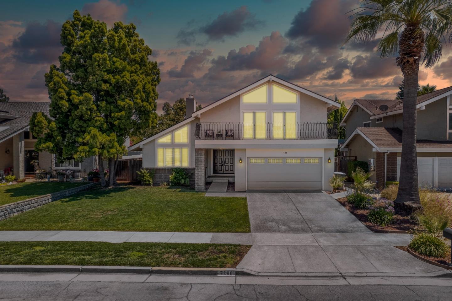 Detail Gallery Image 2 of 46 For 7188 Anjou Creek Cir, San Jose,  CA 95120 - 4 Beds | 2/1 Baths