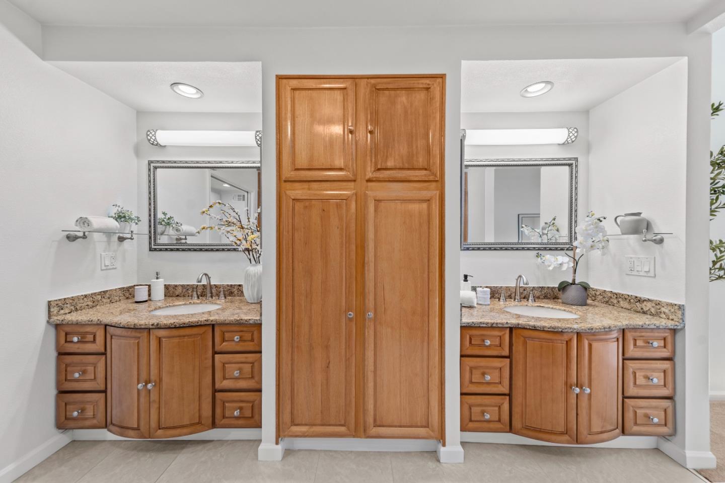 Detail Gallery Image 24 of 46 For 7188 Anjou Creek Cir, San Jose,  CA 95120 - 4 Beds | 2/1 Baths