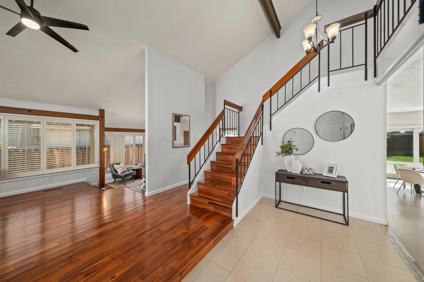 Detail Gallery Image 4 of 46 For 7188 Anjou Creek Cir, San Jose,  CA 95120 - 4 Beds | 2/1 Baths