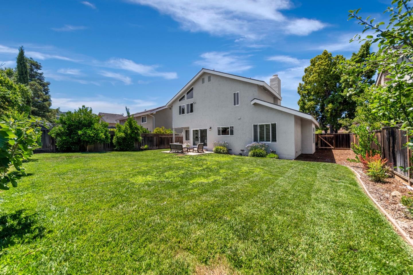 Detail Gallery Image 42 of 46 For 7188 Anjou Creek Cir, San Jose,  CA 95120 - 4 Beds | 2/1 Baths