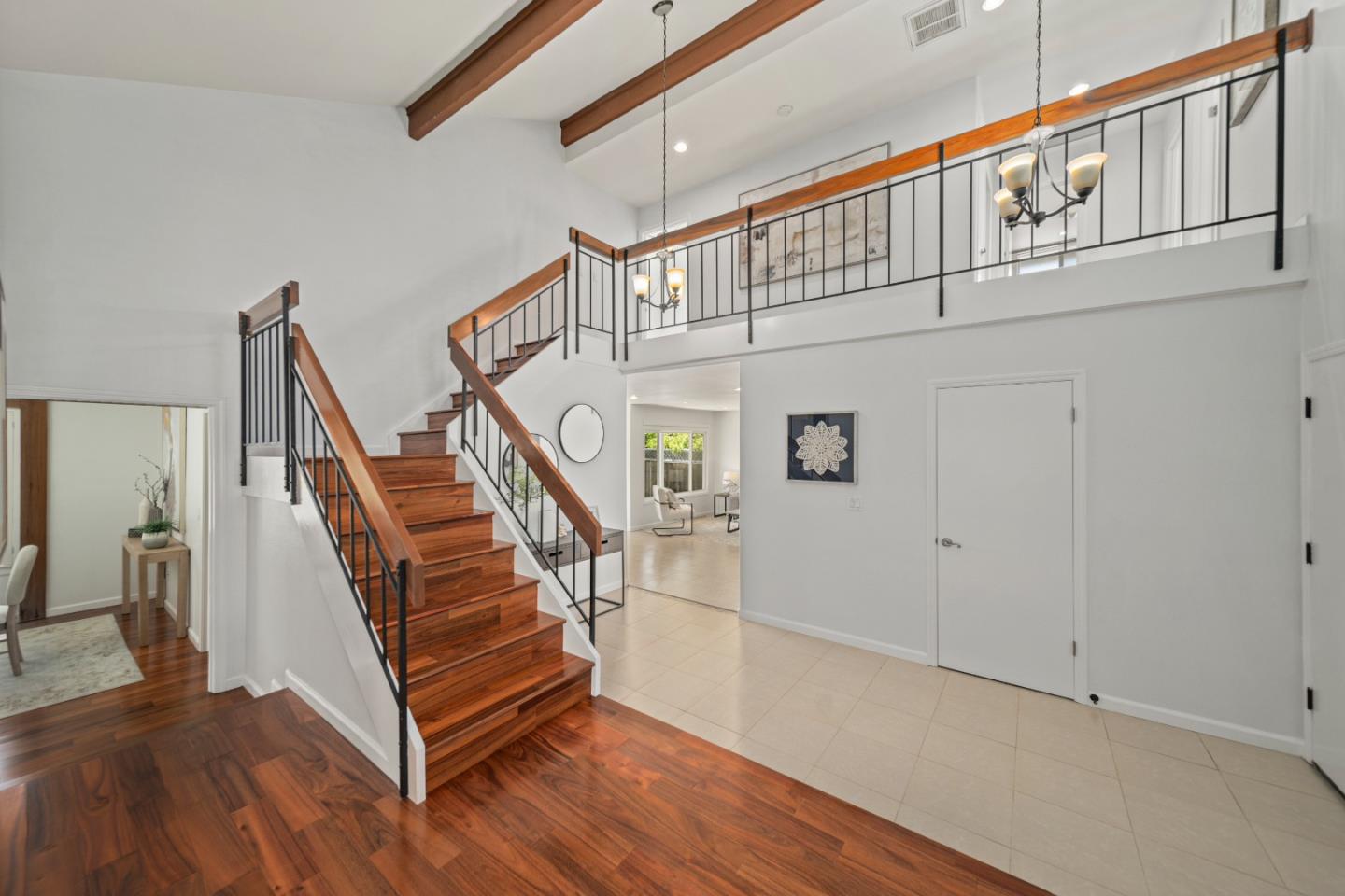 Detail Gallery Image 5 of 46 For 7188 Anjou Creek Cir, San Jose,  CA 95120 - 4 Beds | 2/1 Baths
