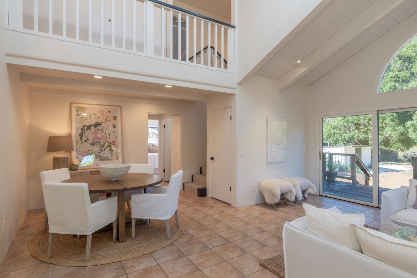 Detail Gallery Image 10 of 31 For 77 Paso Hondo #a, Carmel Valley,  CA 93924 - 3 Beds | 2 Baths