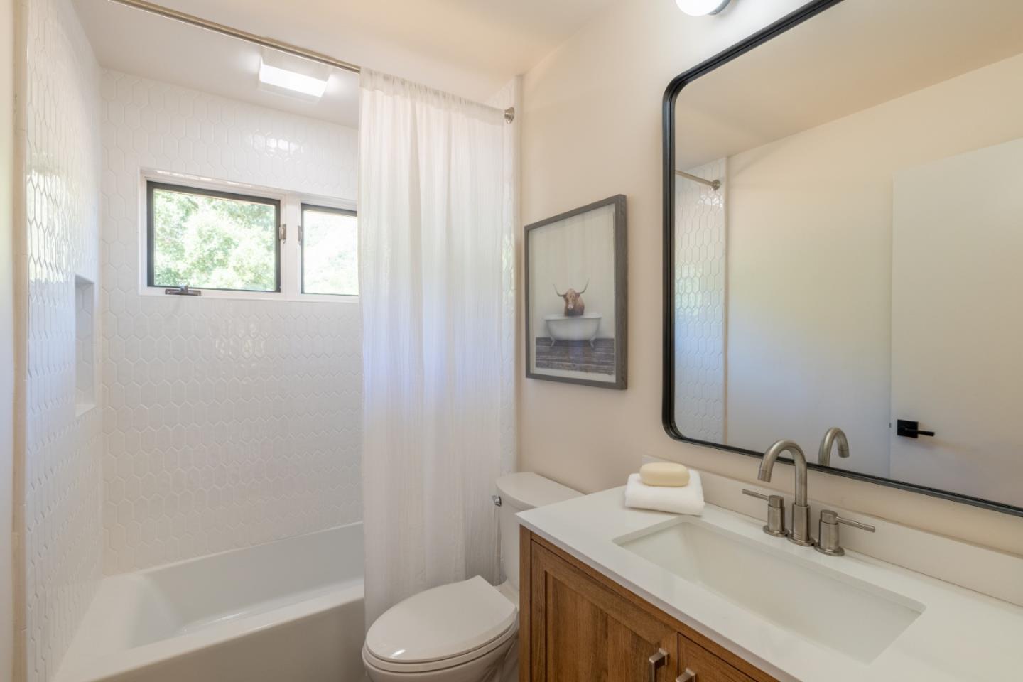 Detail Gallery Image 17 of 31 For 77 Paso Hondo #a, Carmel Valley,  CA 93924 - 3 Beds | 2 Baths