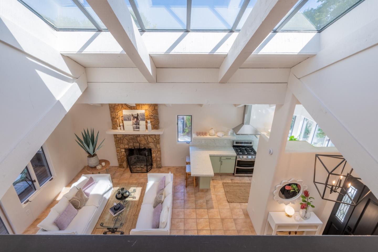 Detail Gallery Image 18 of 31 For 77 Paso Hondo #a, Carmel Valley,  CA 93924 - 3 Beds | 2 Baths